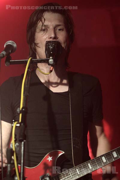 DOMINIC SONIC - 2007-09-27 - PARIS - La Boule Noire - 